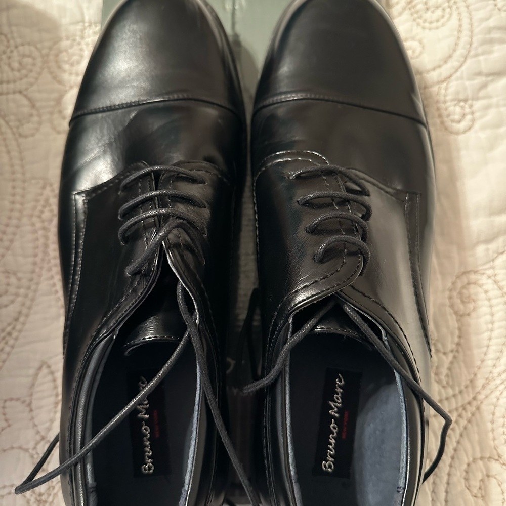 Mens dress shoes size 14